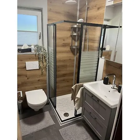 Has 26 App Links Appartement Arrach